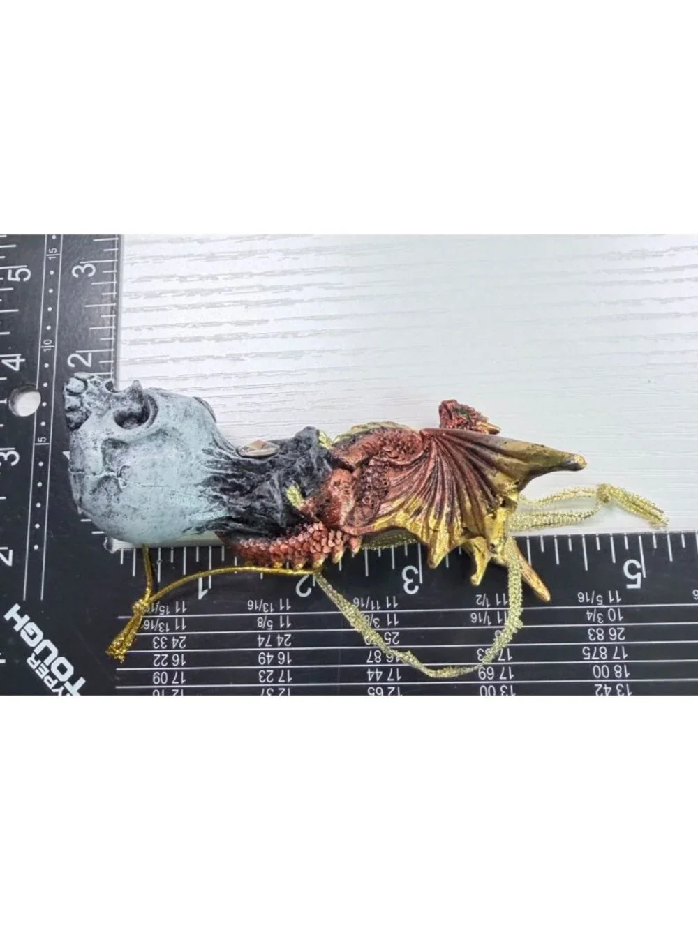Dragon of Skull Hollow Fire Fantasy Ornament Design Toscano Gothic Skull Base